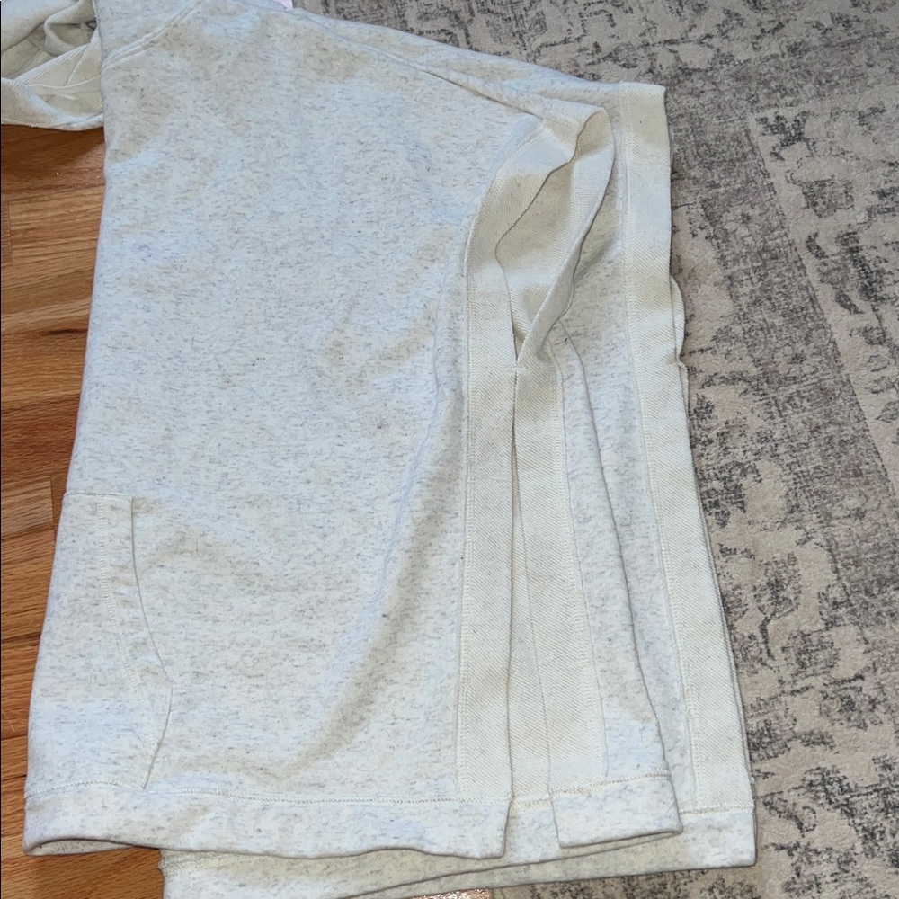 LOFT Lounge Knitwear - Picture 2 of 6